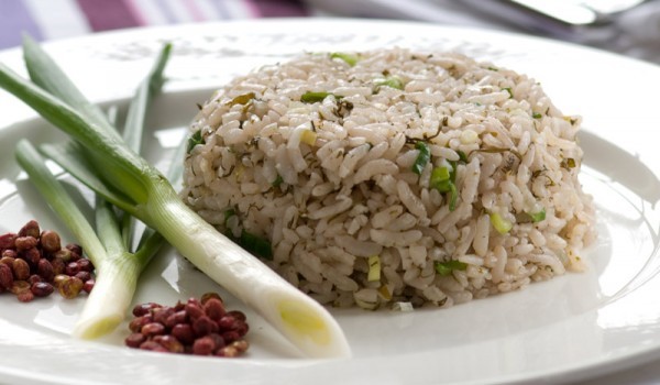 Постен ориз с лук