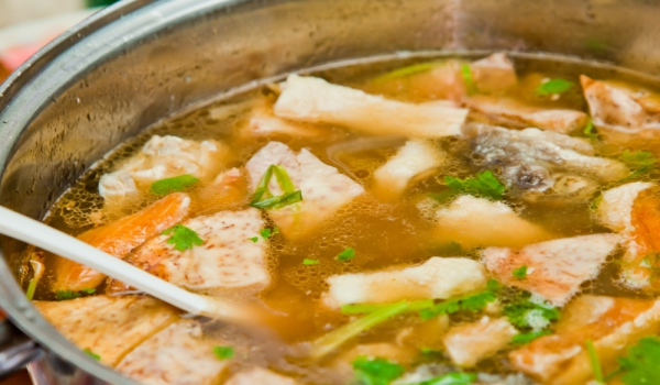 Супа от дребни риби със зелев сок