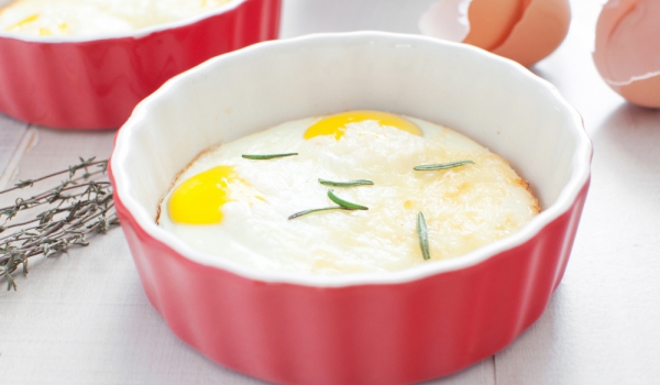 Печени яйца в крем от естрагон