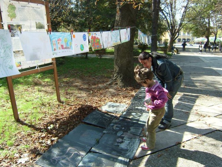 Деца от 3 до 103 години са поканени на Празника на изкуствата в парка след броени дни 