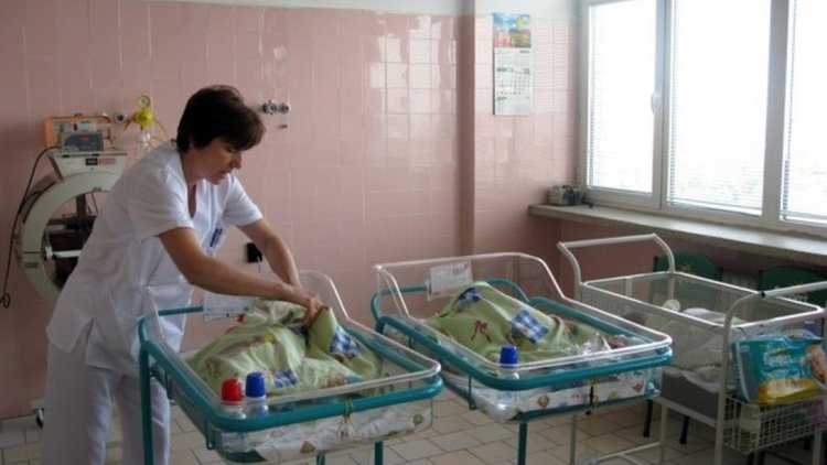По двама покойници на едно бебе в Хасковско