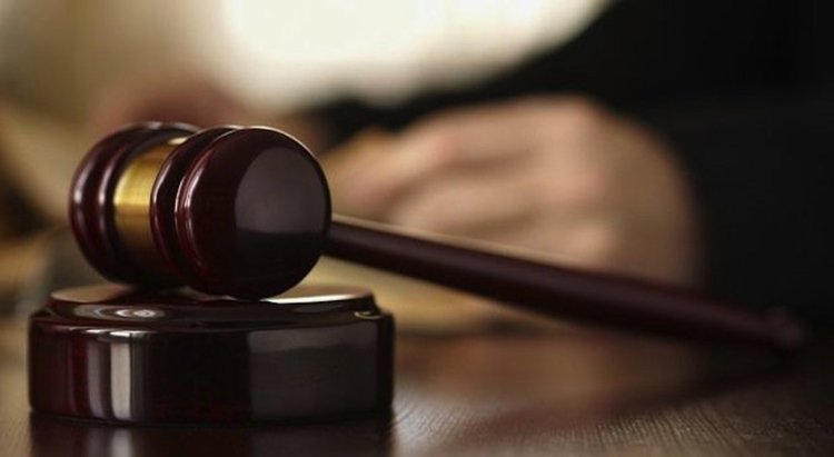 500 лева глоба за младеж, свалил дрехи в хотел на 8 декември, ругал полицаи и персонал