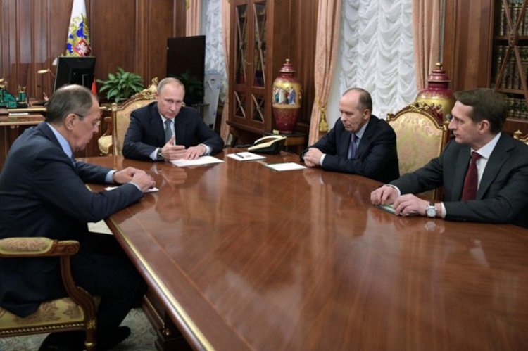 Путин изпрати 18 следователи за убийството в Анкара