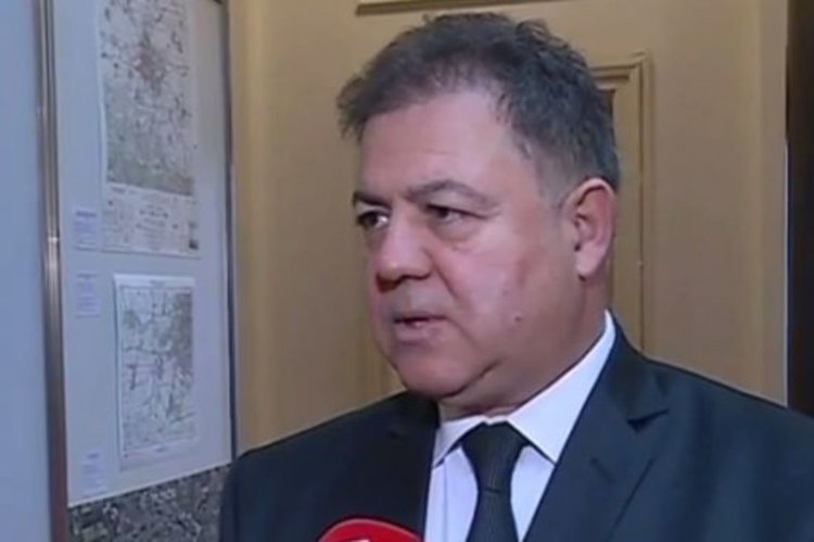 Румен Радев призован по делото срещу Ненчев