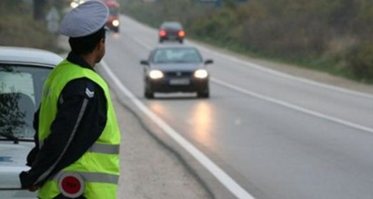 Новите правила за движение по пътя влизат в сила от днес  