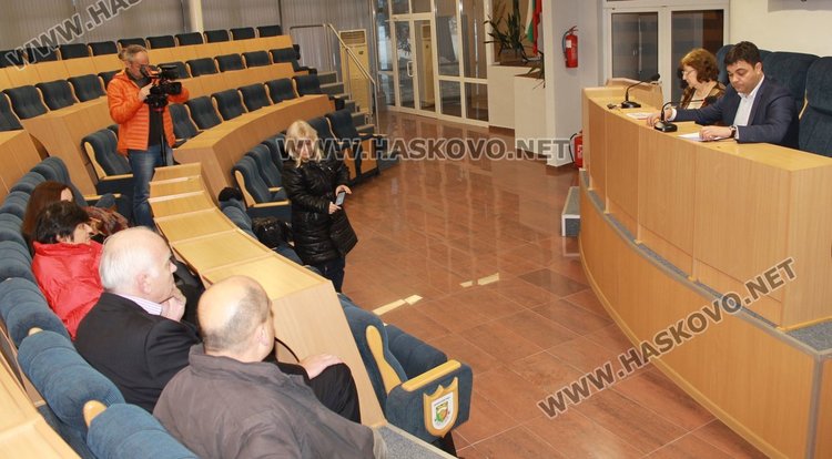 Димитровград тегли нов кредит за погасяване на задължения по проект