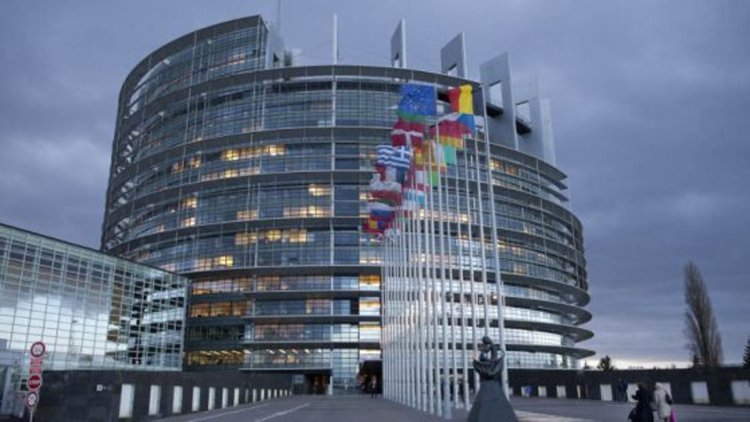 Повече от половината сърби не желаят да станат част от ЕС