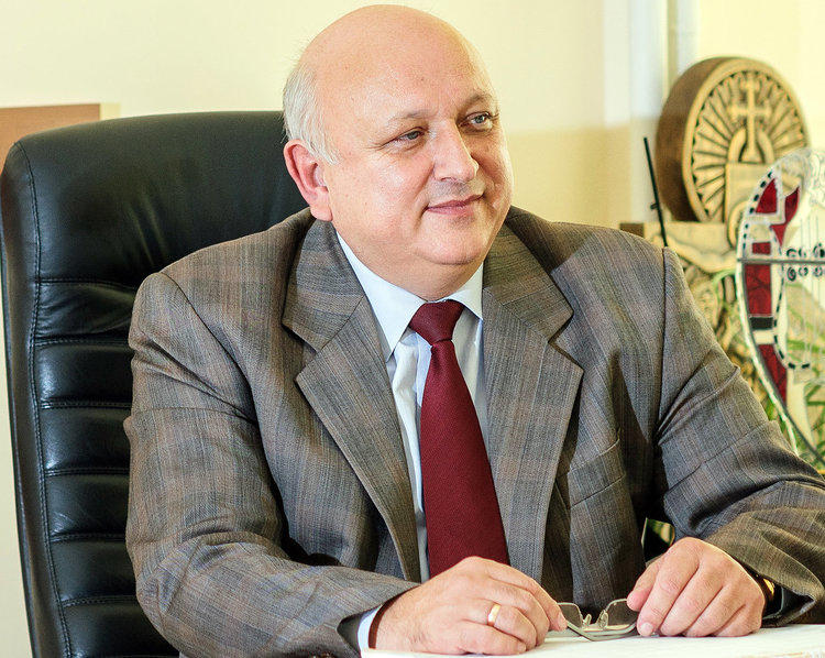   Болницата ни приканва за движение и здравословно хранене за дълголетие