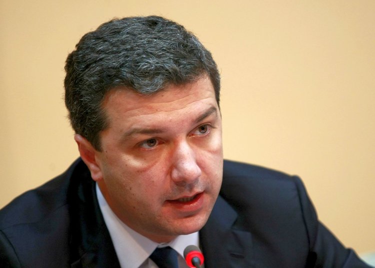 Стойнев: БСП първа заяви, че корупцията е причина за бедността