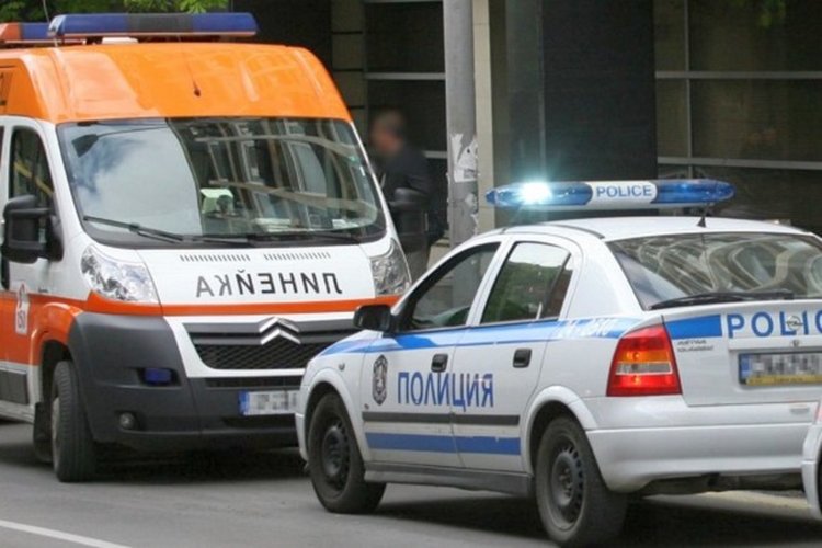 18-годишна с Хюндай се заби в стълб, шофьор блъсна пешеходка и избяга 