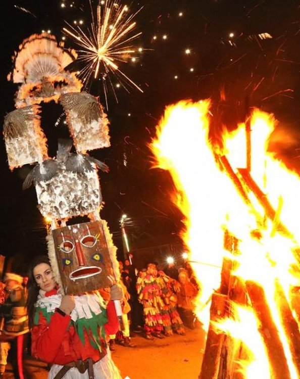 Вълшебна нощ на Сурва в Пернишко