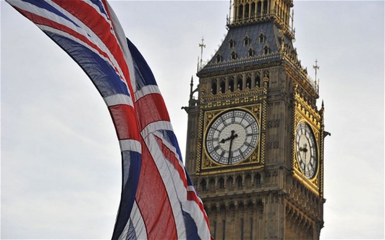 The Times: Лондон дава визи на богати руснаци без проблем