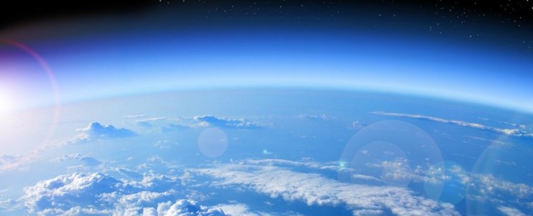 Неизвестен източник отделя забранени газове, разрушаващи озона, шокирани учените