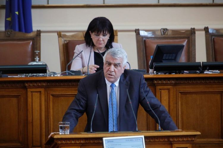 Данните за влизане в ERM II са манипулирани, твърди БСП