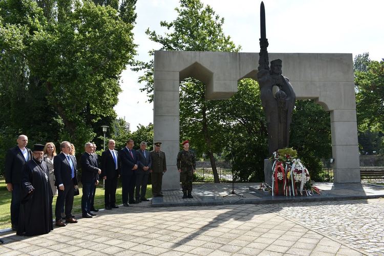 Асеновград отбеляза празника си