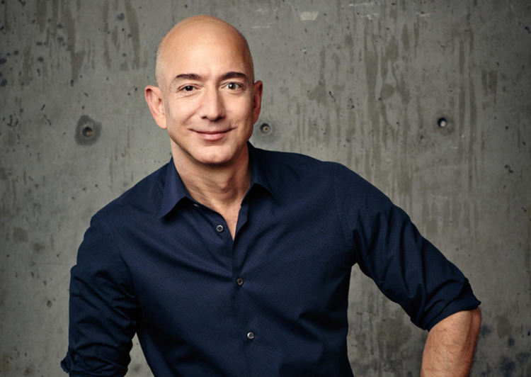 Безос се оттегля от руля на Amazon на 5 юли