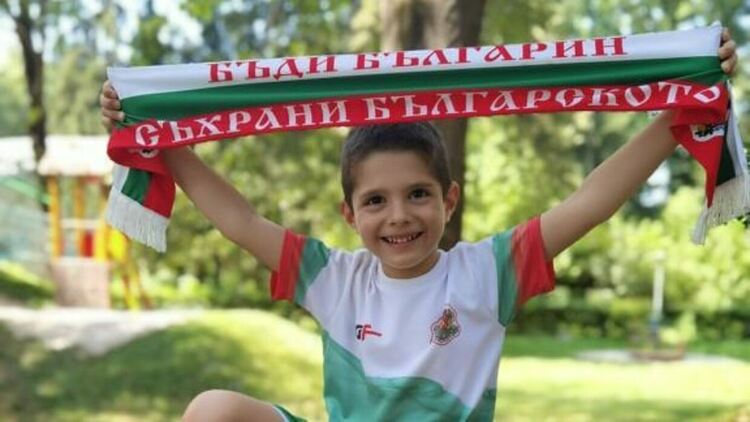 Шестгодишният Велислав Захариев е европейски вицешампион на шах за деца
