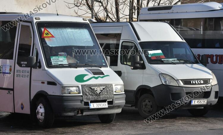 Търсят 40 шофьори на автобуси и персонал за заведения и магазини