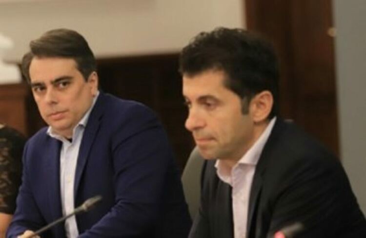 Проектокабинетът! Бойко Рашков и Николай Денков остават , Христо Иванов става министър на правосъдието/ Обновена/