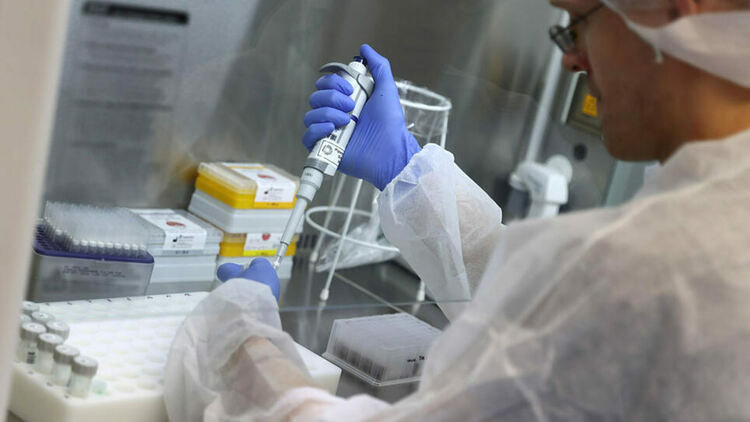 5875 заразени с коронавирус за денонощие в страната, 59 са в Смолянска област 