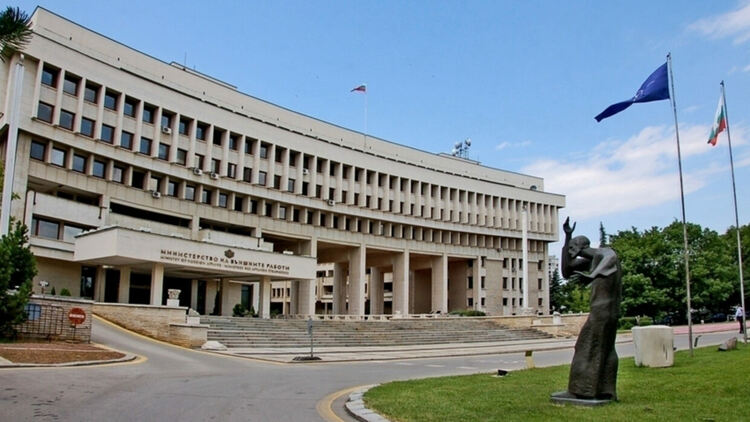 България няма да подкрепи пълна забрана на визи за руснаци за ЕС
