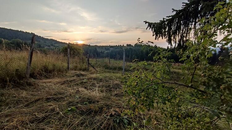 Хладно за периода, облачно и с валежи