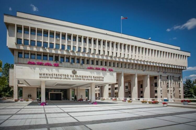 МВнР няма информация за задържан български гражданин в Русия заради готвен атентат в Крим