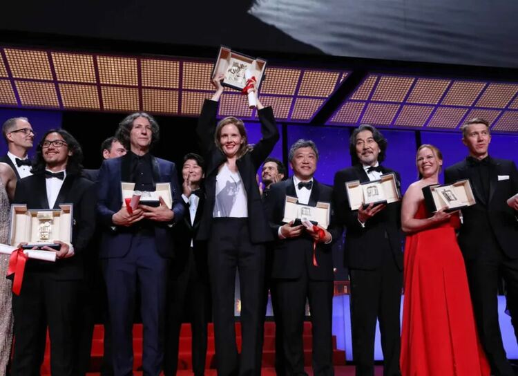 Холивудски блясък и политика на 76-ото издание на фестивала в Кан