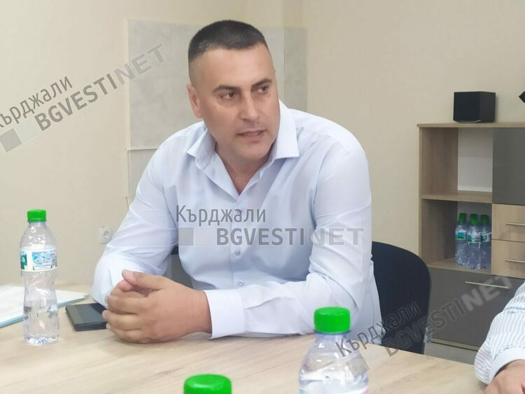 Областният управител:Да почетем тези,които безкористно се посветиха на Родината!