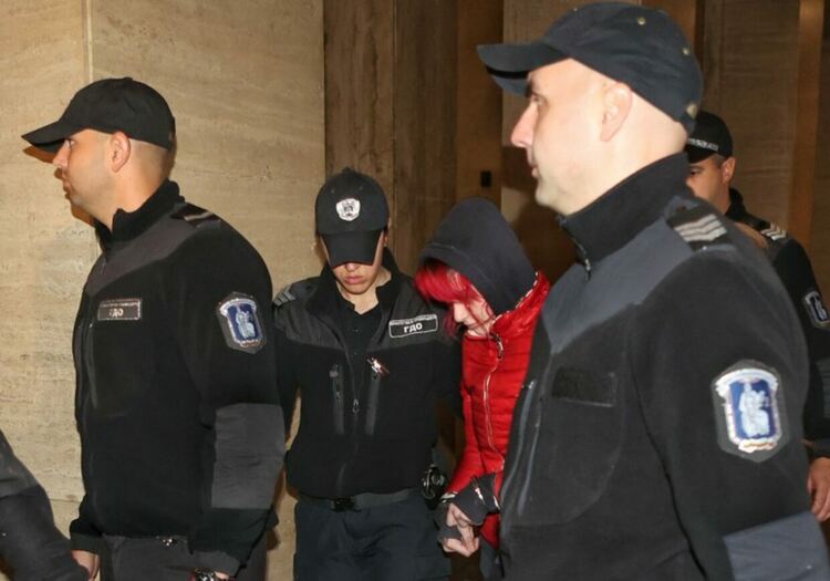 Внучката на Виолета Донева отива на съд за убийството на прочутата си баба