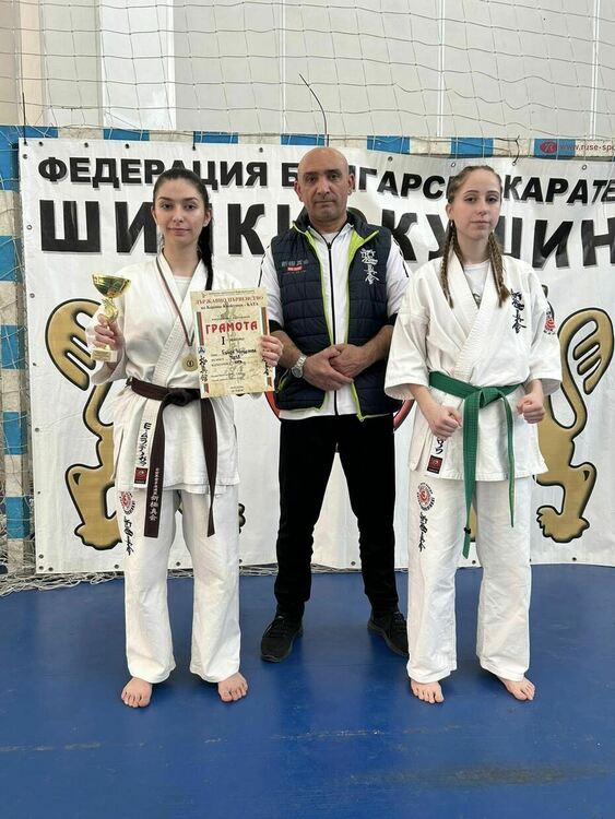За гордост! Пореден успех за каратистка на Здравко Младенов 
