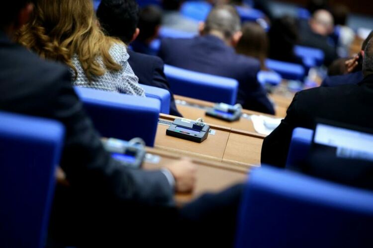 На седмото първо заседание депутатите пак ще си избират председател