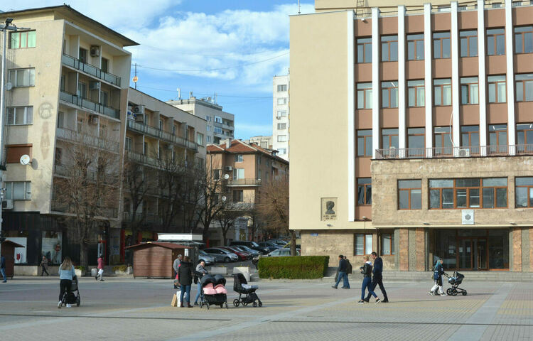 Предимно облачно с много малко слънце на Ивановден