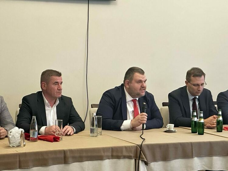 Хасковска област остава без областен управител по заръка на Пеевски