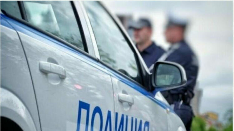 Граждани задържаха мъж, нападнал две момичета в Димитровград