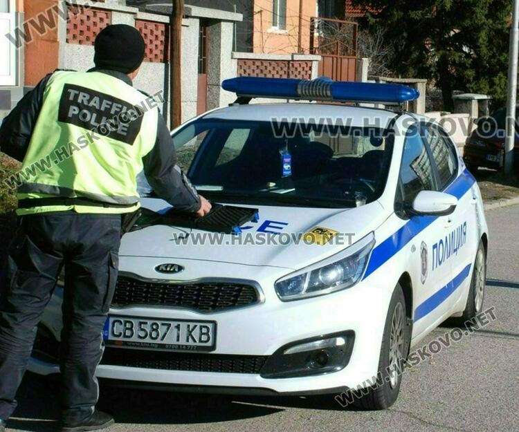 Хванаха дрогиран с кокаин и двама пияни зад волана