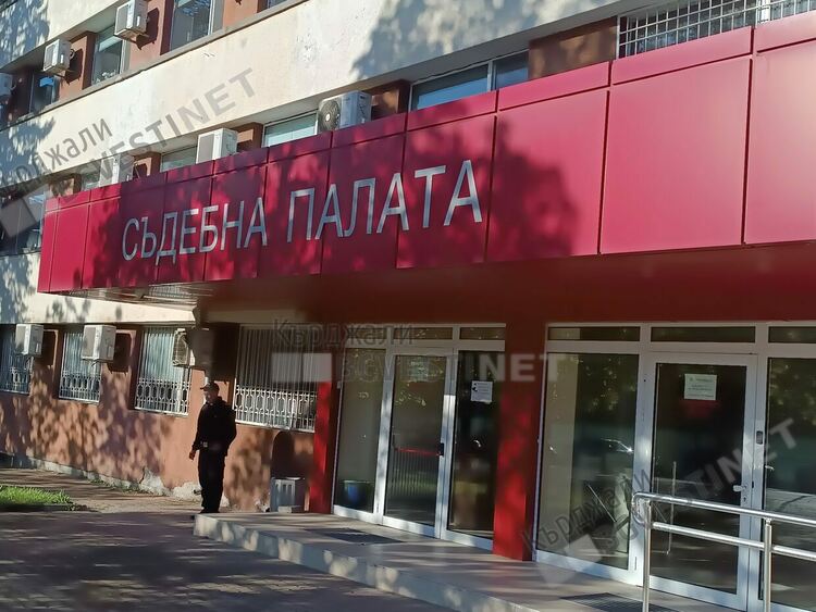 Община Кърджали загуби две дела за неплатени строителни материали по времето на Хасан Азис