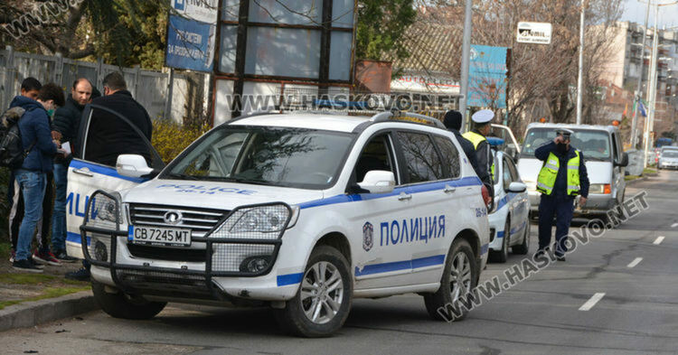Арестуваха четирима в региона за притежание на дрога 