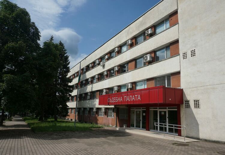 "Задържане под стража" за нашенец бягащ от германското правосъдие,разпореди съда