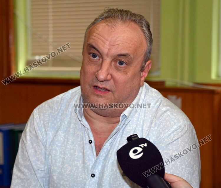 Добромир Якимов пое председателския пост в РИК-Хасково. Комисията с първо заседание