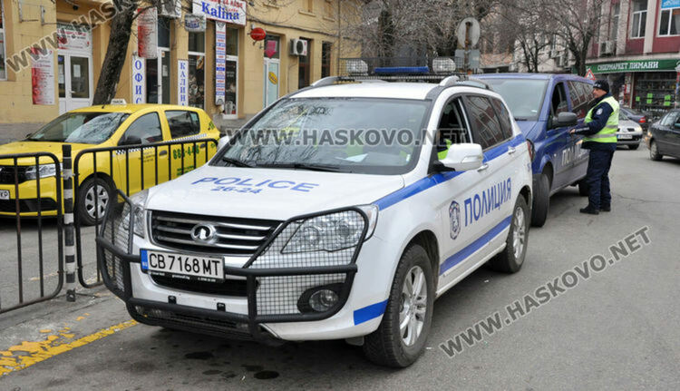 Откриха кристали за пушене в 17-годишен младеж  