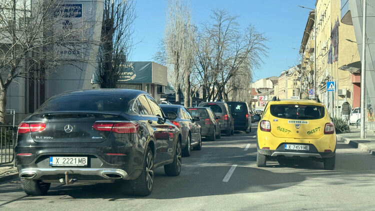Нови кръгови кръстовища ще облекчават трафика на Хасково 