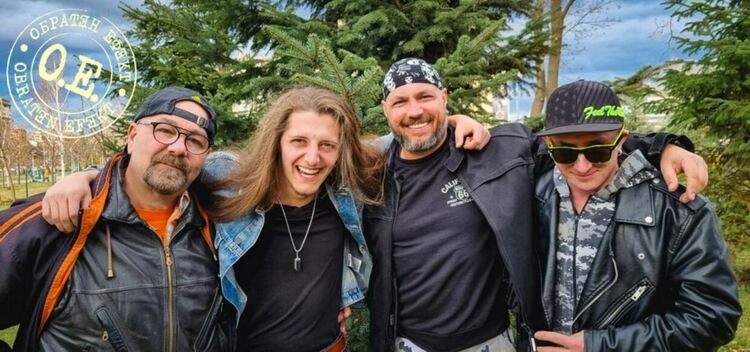 Обратен Ефект с нов сингъл и видео – „Fake News“