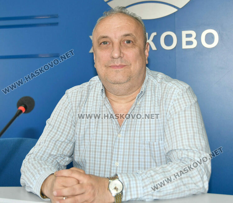 2902 младежи ще имат право да гласуват за пръв път в неделя