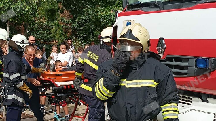 Полицейски новини:Наши пожарникари са в помощ на колегите си от Харманли и Хасково