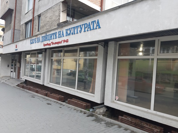 Традиционната изложба на уредници от Художествената галерия ще бъде открита в Смолян