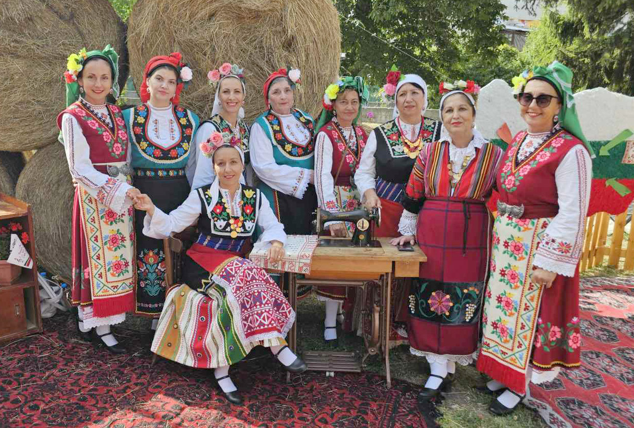 Ансамбъл „Китна Тракия“ с две първи места в Национален фолклорен фестивал в Баня